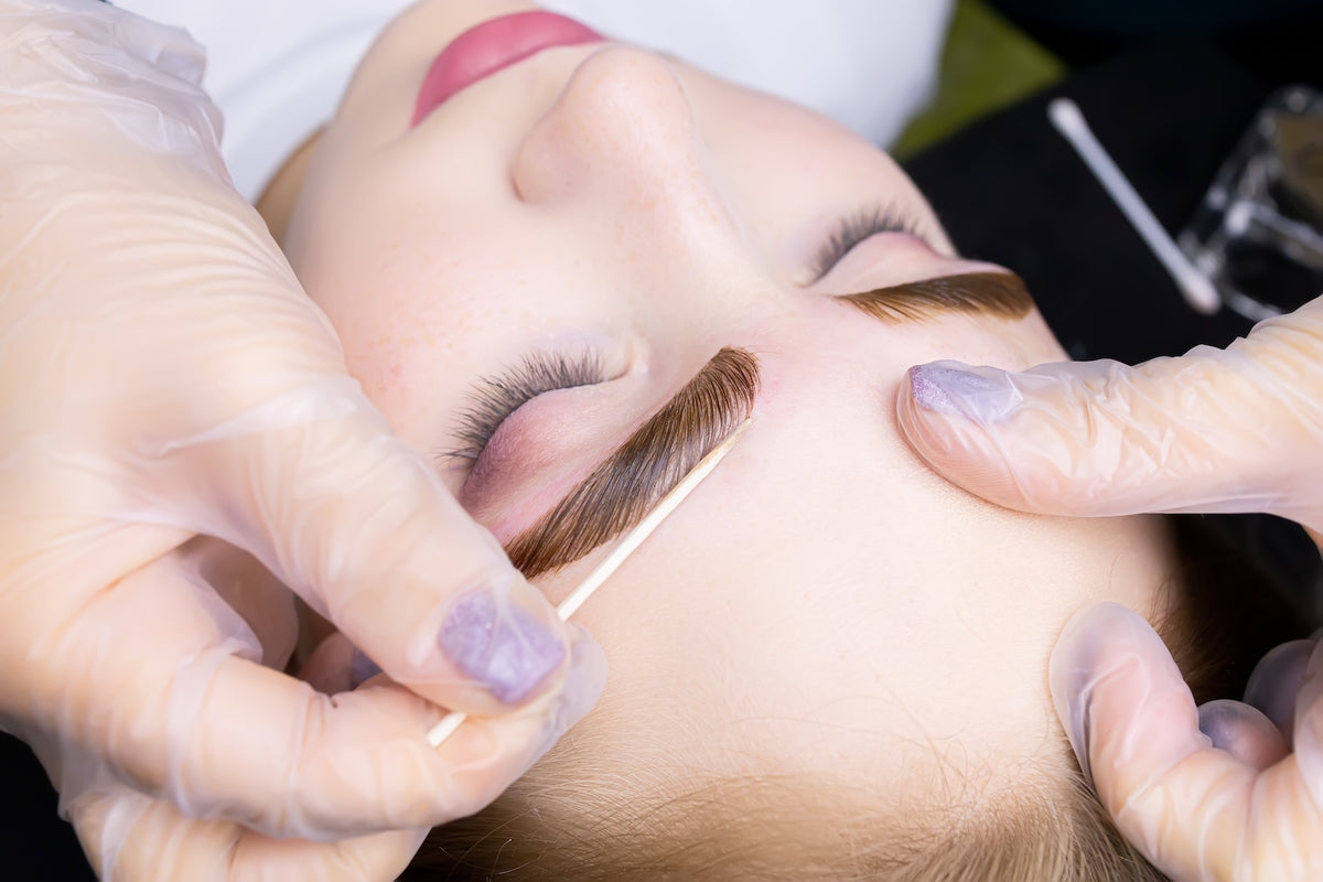Eyebrow Lamination & Tint